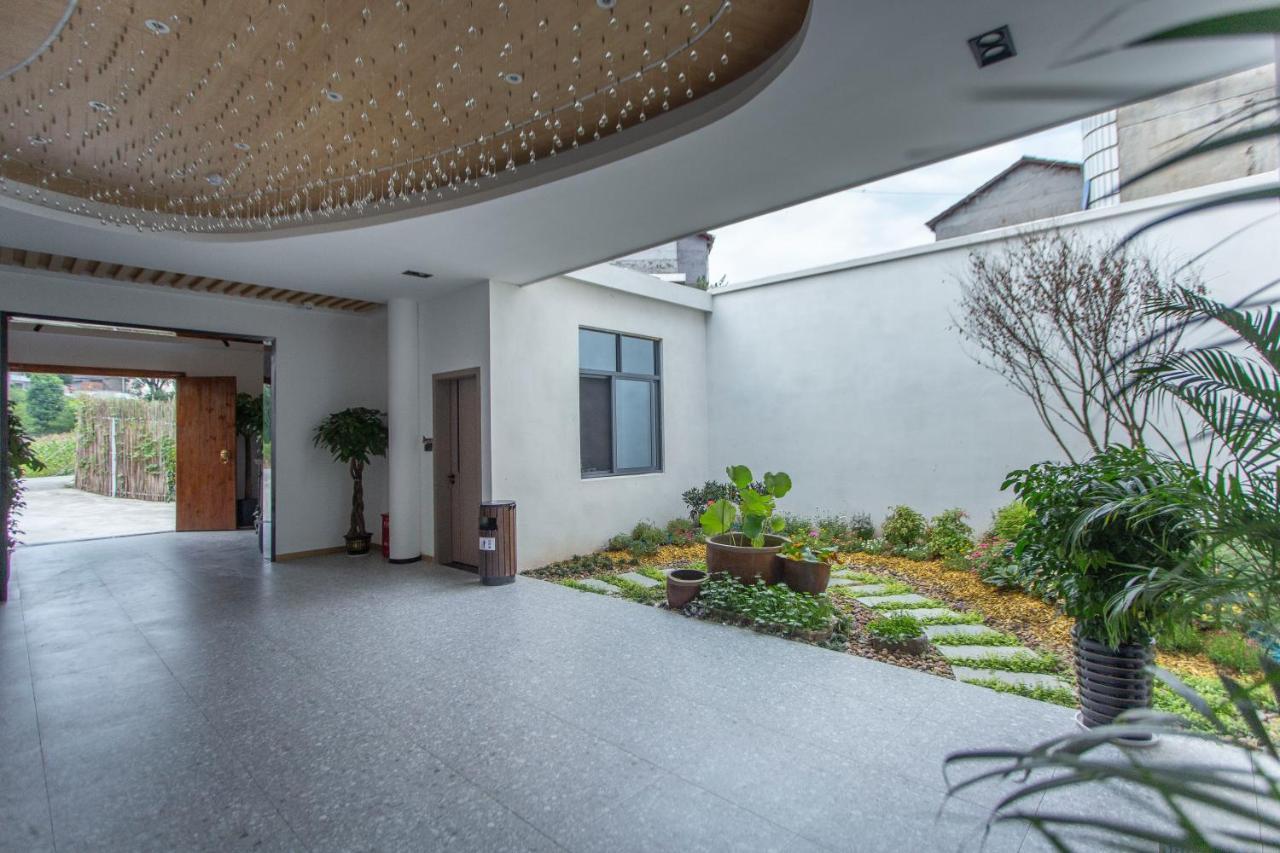 Heaven'S Gate Home Stay --Free Pick Up Service--Panoramic View Of Tianmen Mountain Zhangjiajie Luaran gambar