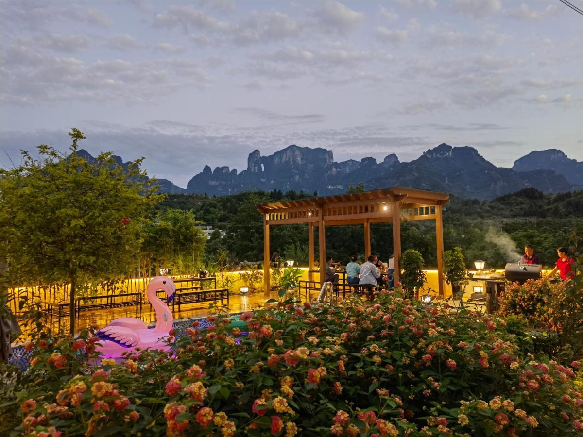 Heaven'S Gate Home Stay --Free Pick Up Service--Panoramic View Of Tianmen Mountain Zhangjiajie Luaran gambar